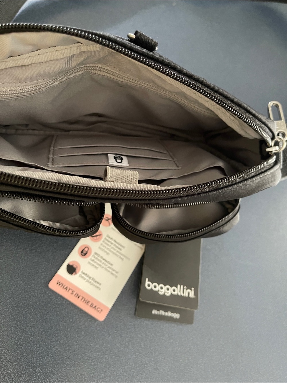 Baggallini Black Crossbody Belt Bag with Dual Front Pockets NWT - Picture 2 of 8